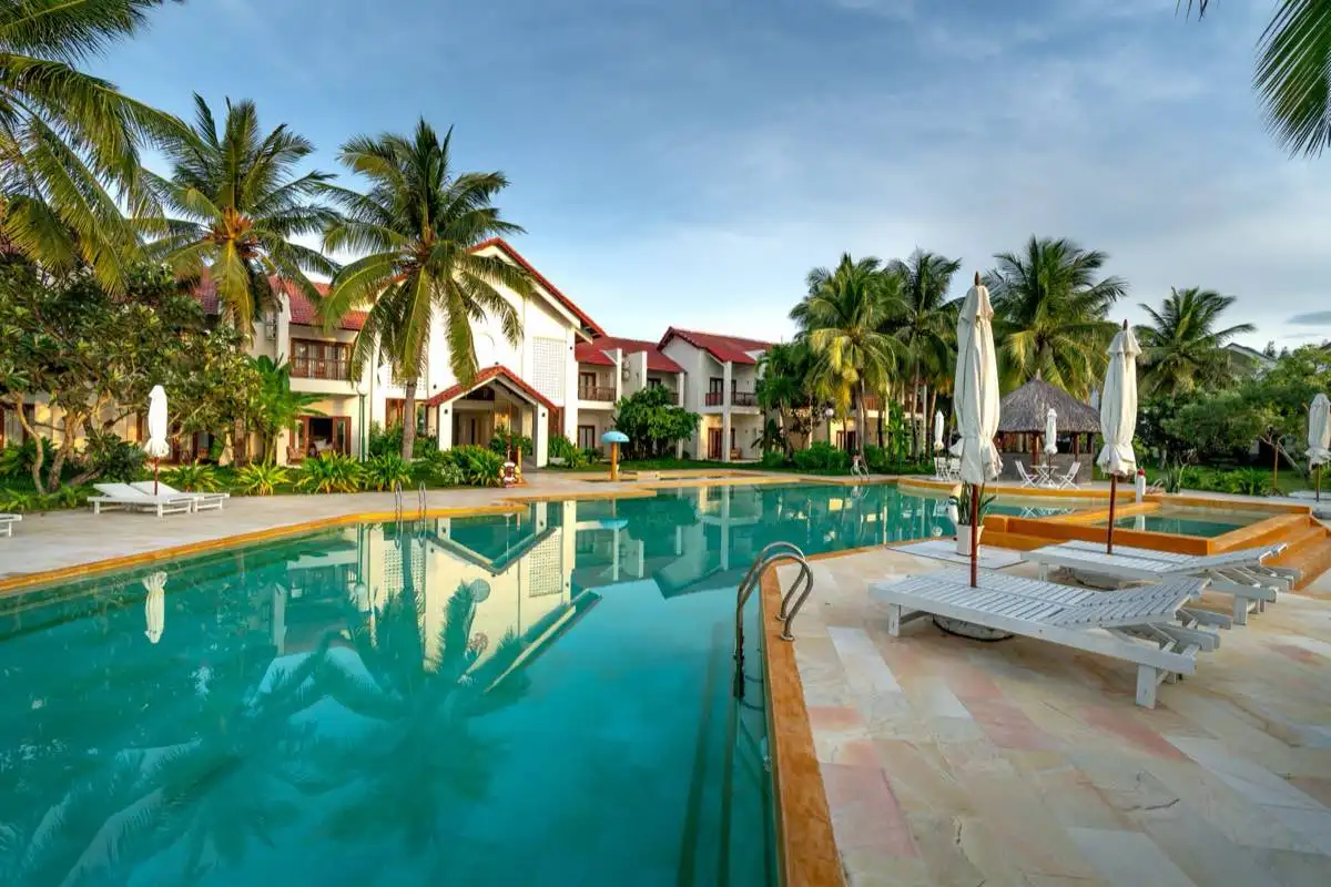 Pool Resurfacing & Replastering in Anaheim, CA
